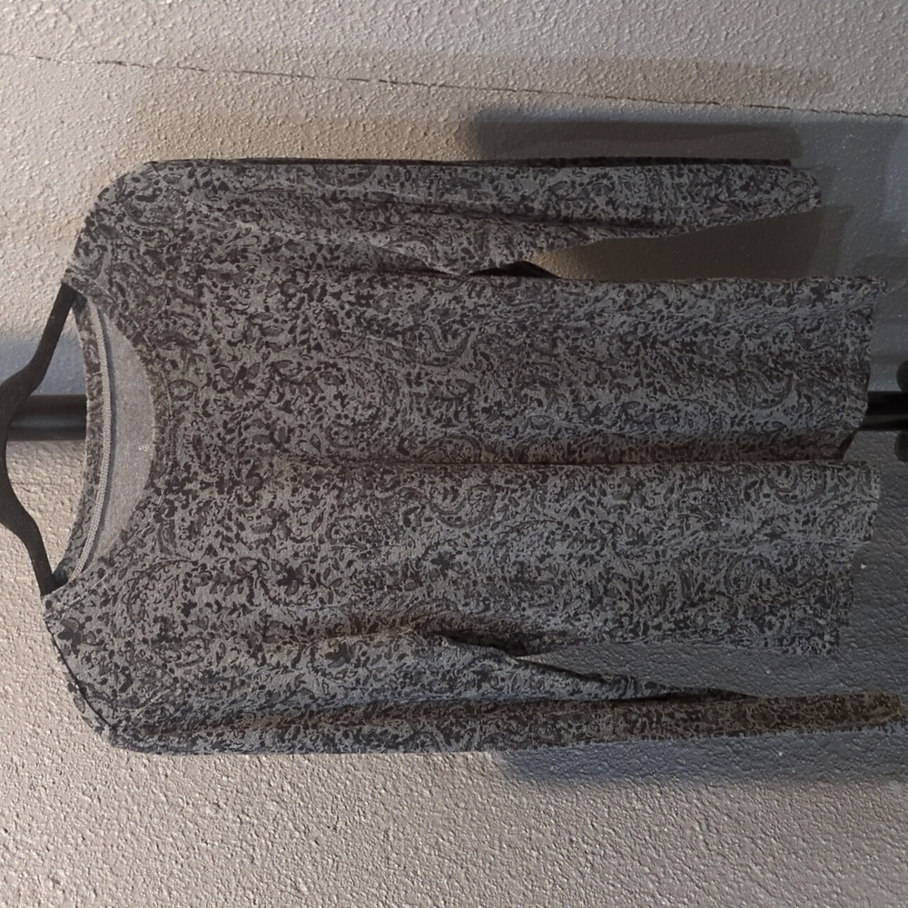 Cuddl Duds long sleeve soft wear with stretch